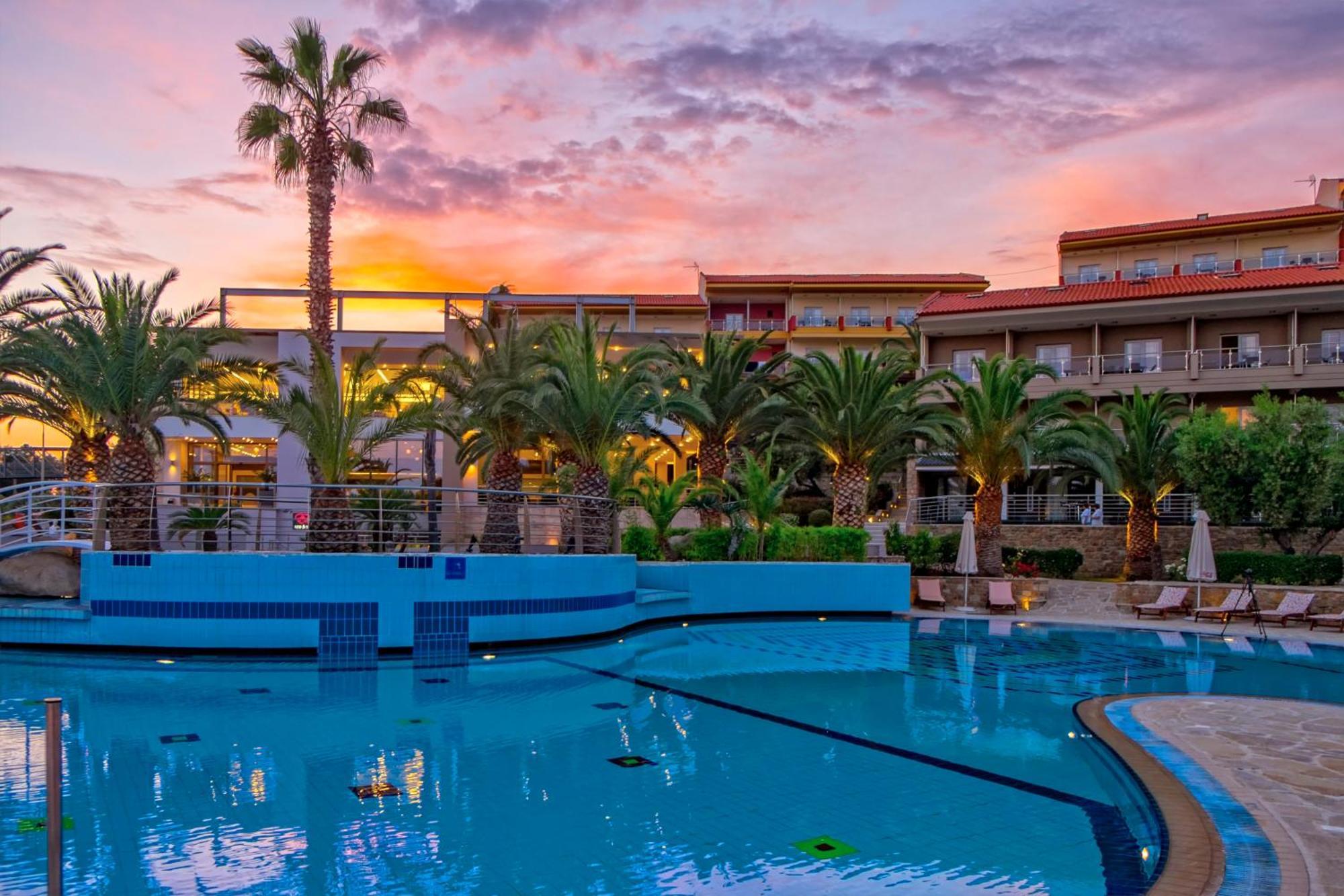 Lagomandra Hotel And Spa Exterior foto